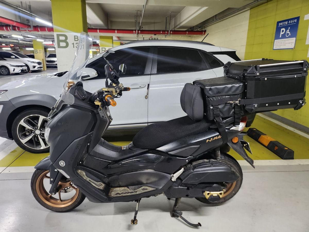 야마하 NMAX 125 8