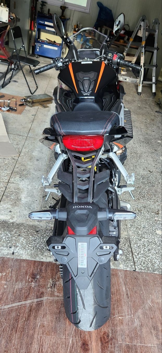 혼다 CBR 650 R MT 4
