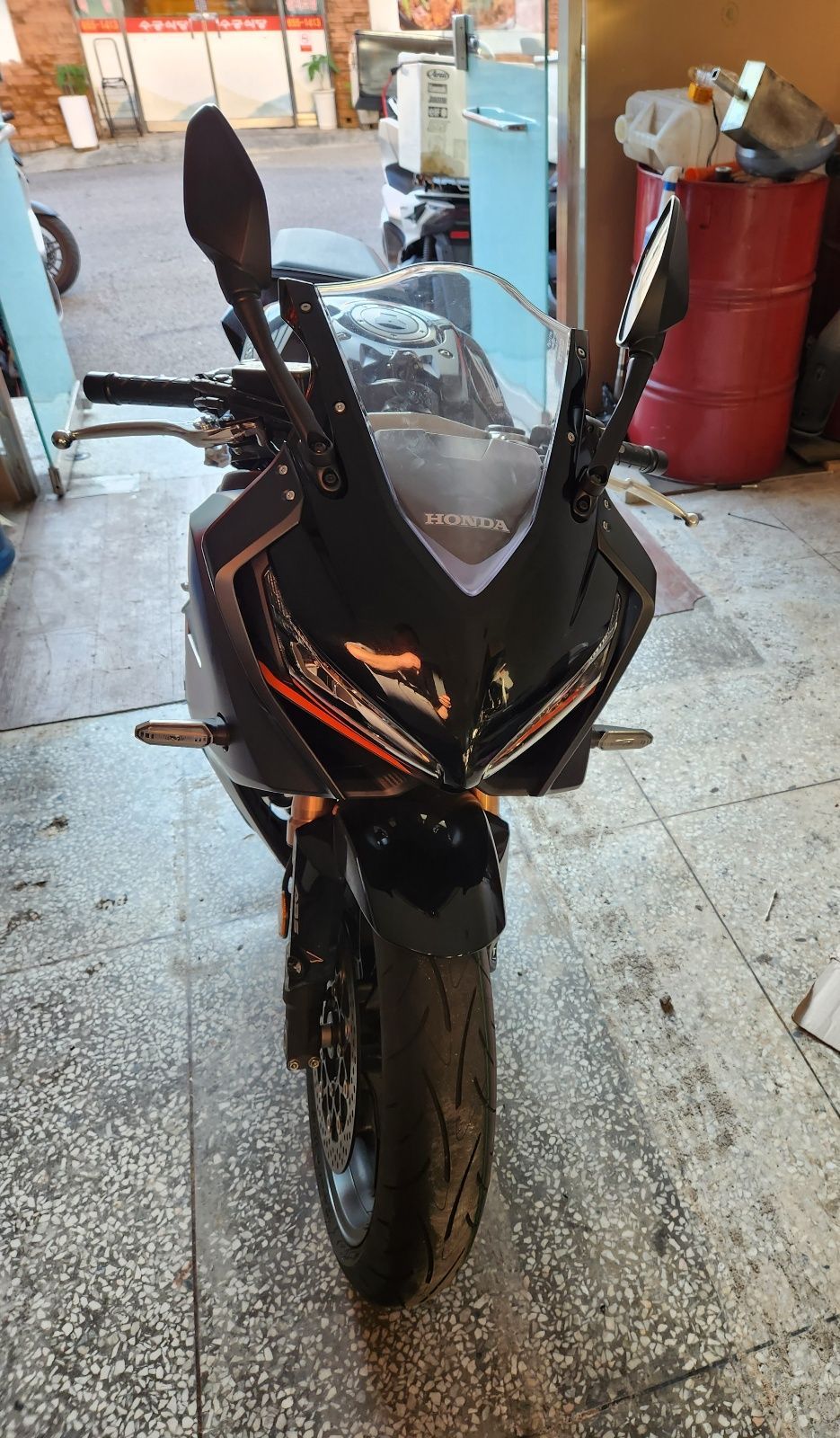 혼다 CBR 650 R MT more