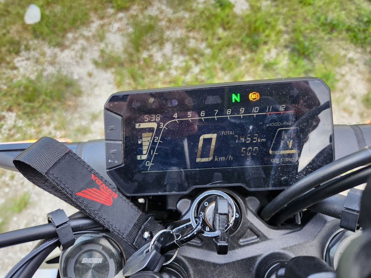 혼다 CB 125 R 4