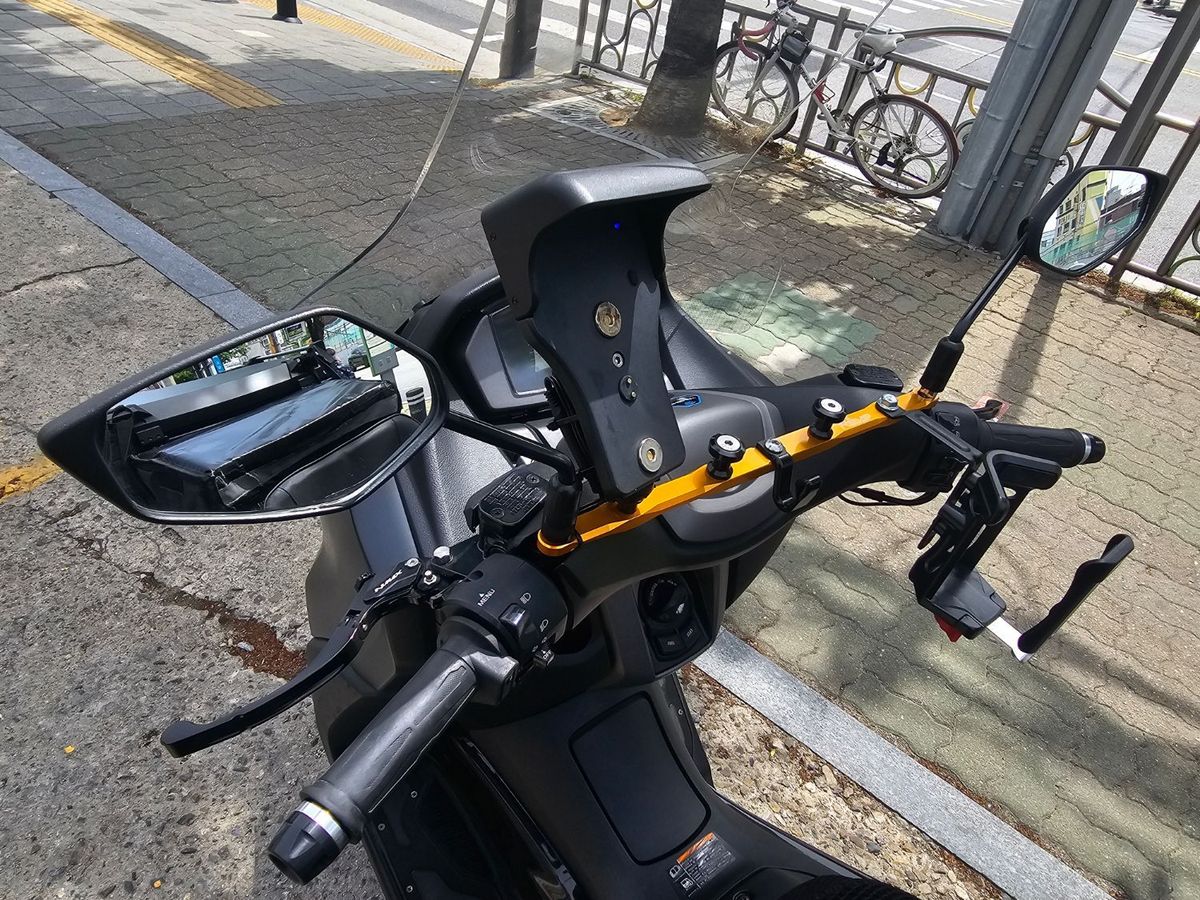 야마하 NMAX 125 5