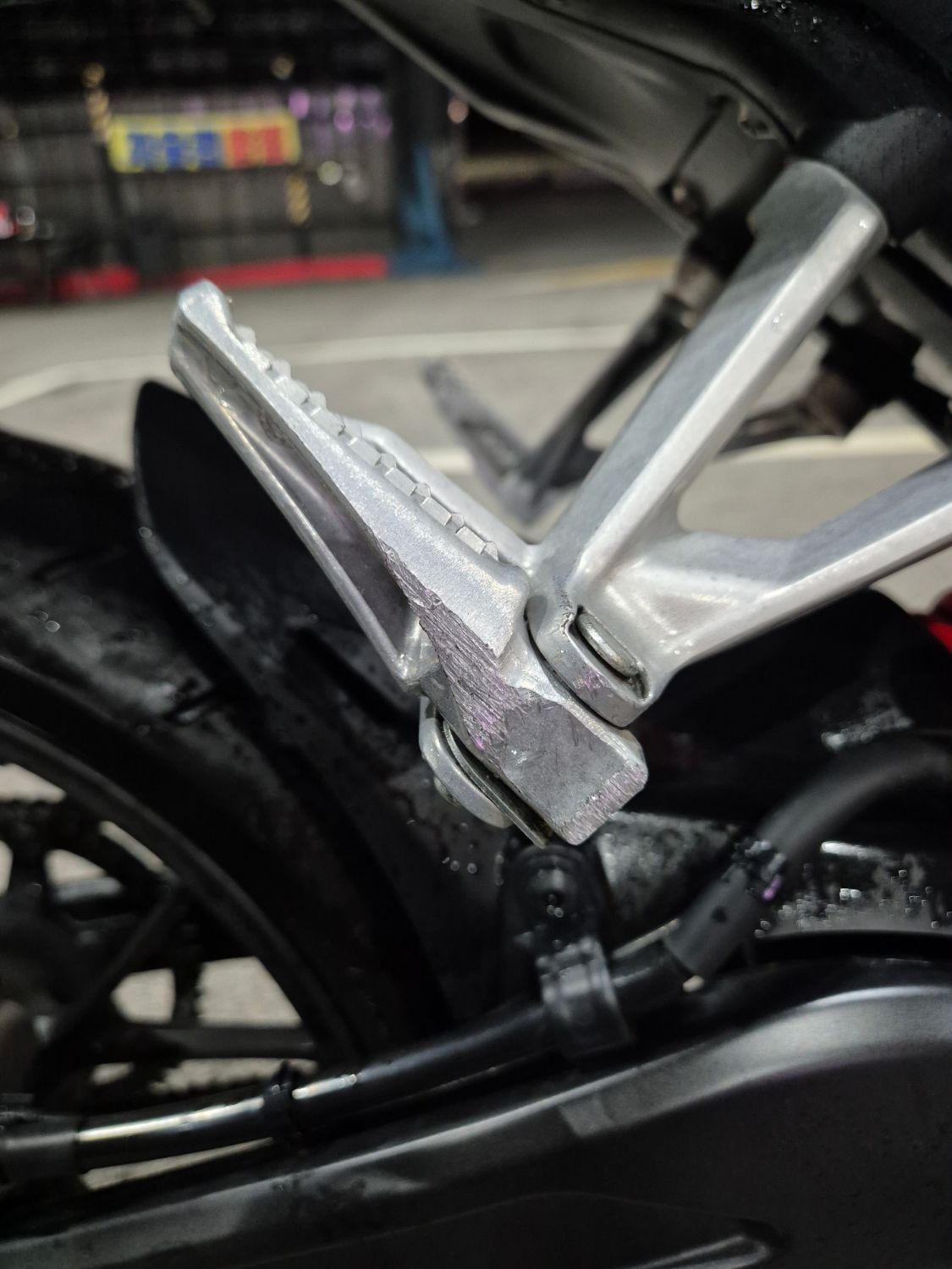 혼다 CB 125 R 8