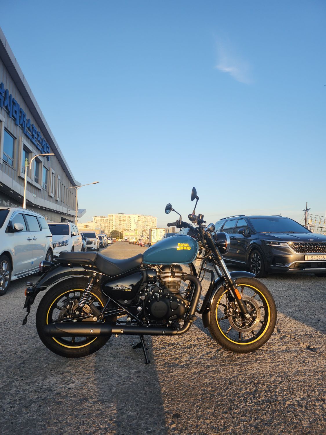 로얄엔필드 메테오 350 main