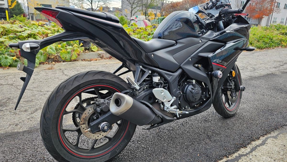 야마하 YZF R3 main