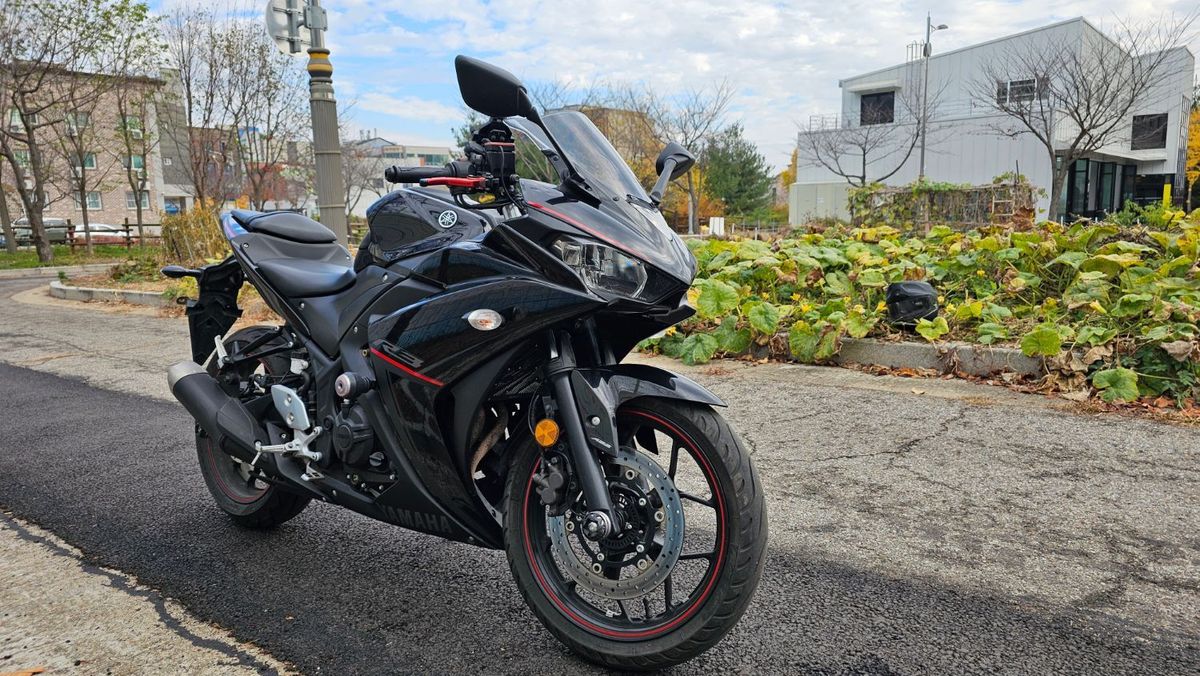 야마하 YZF R3 8