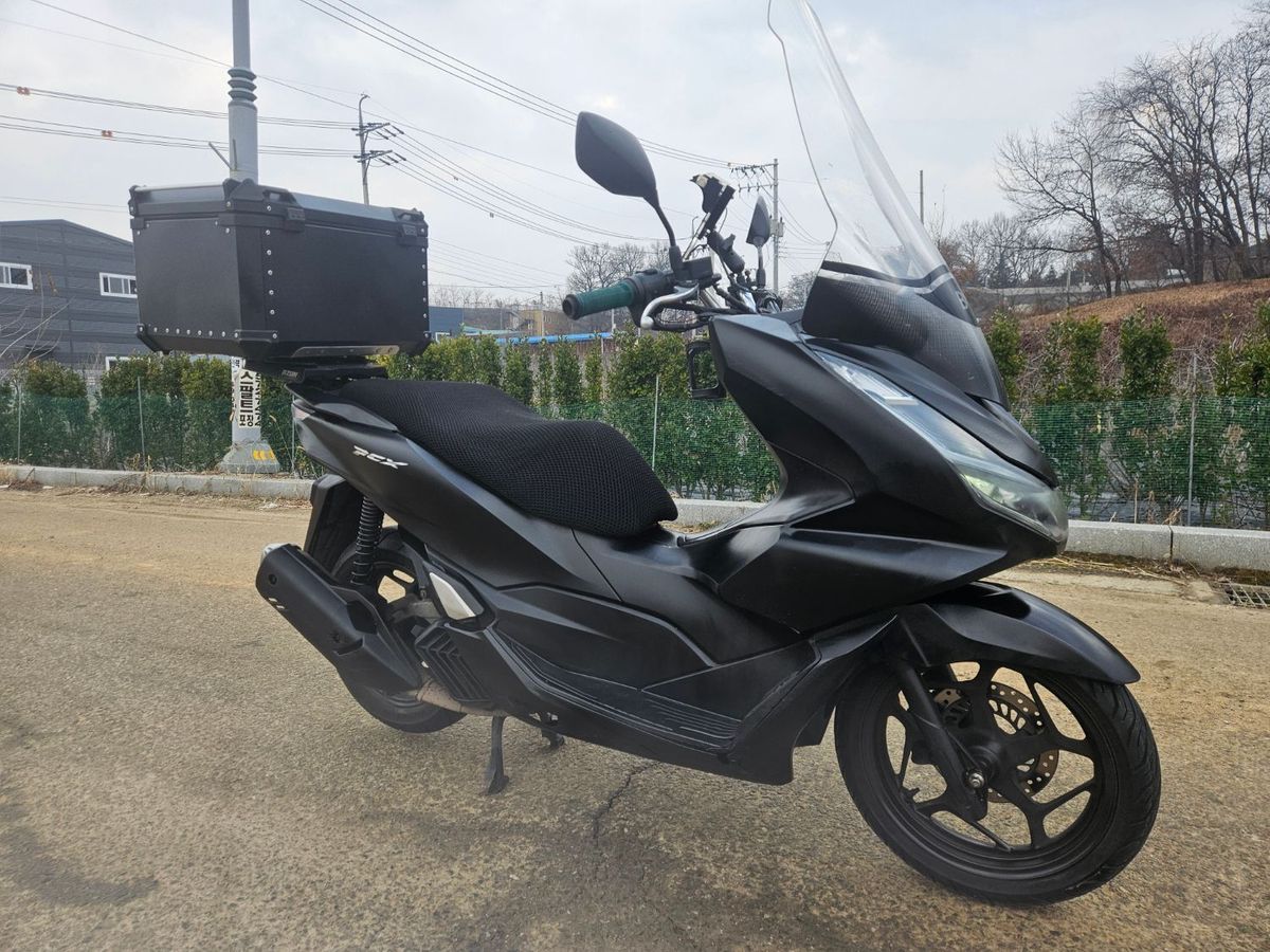 혼다 PCX 125 more