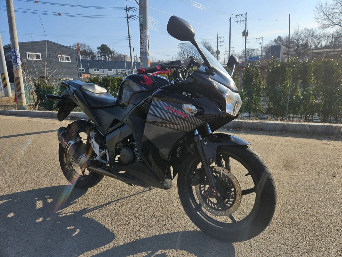 혼다 CBR 125 R more