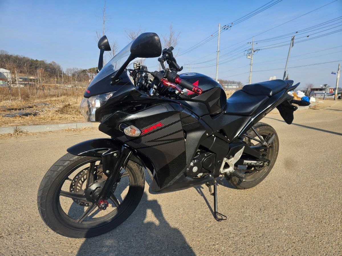 혼다 CBR 125 R 4