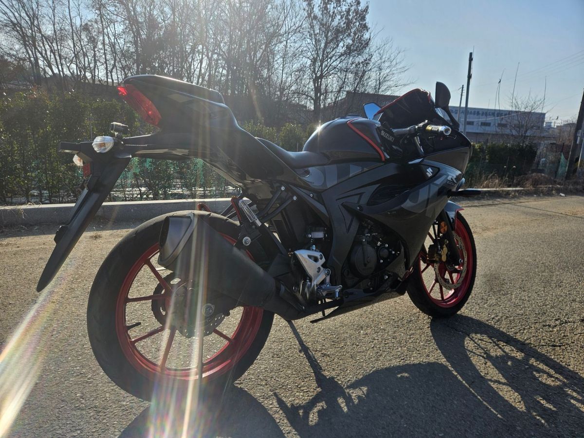 스즈키 GSX R 125 ABS 5