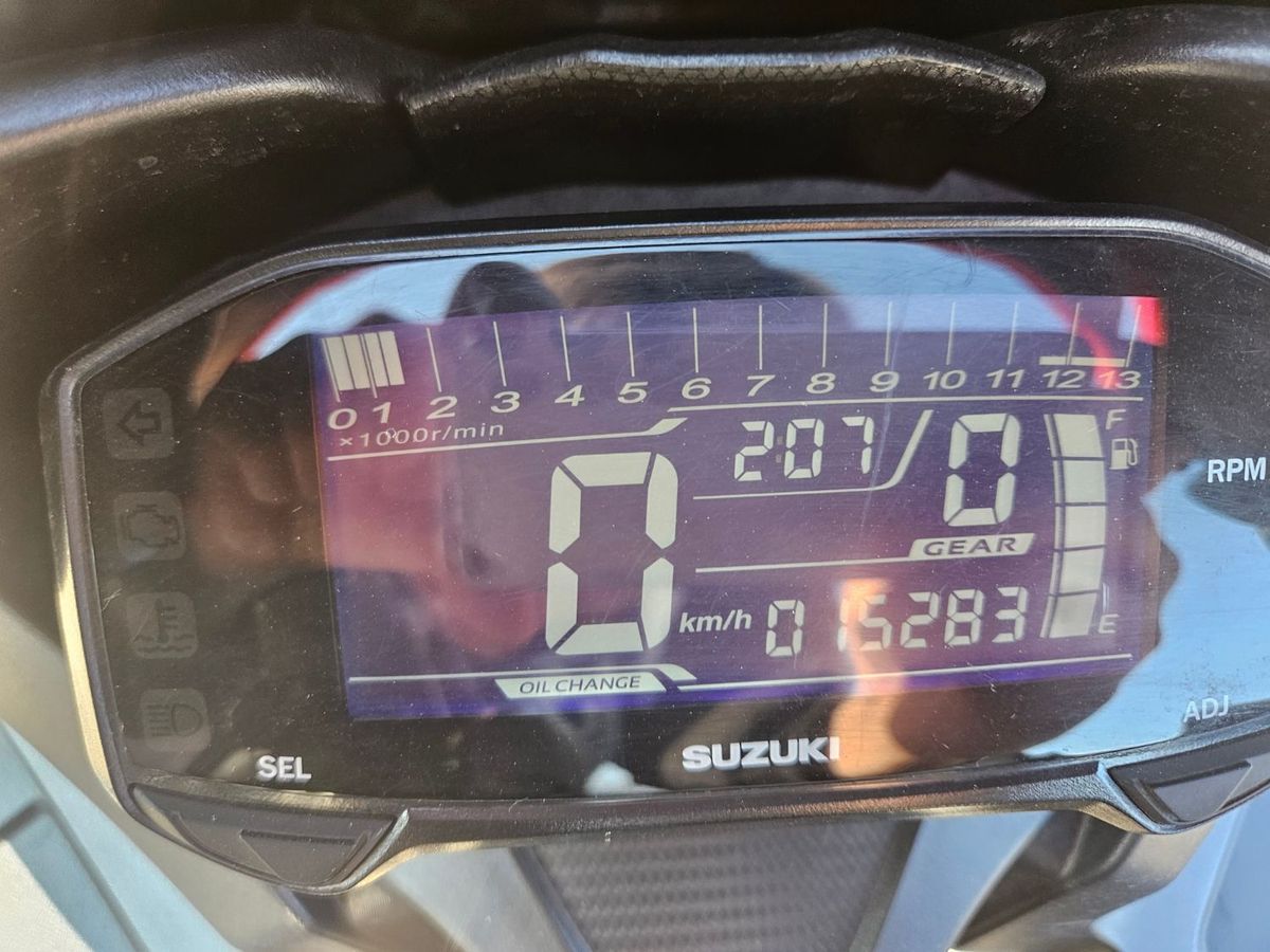 스즈키 GSX R 125 ABS 10