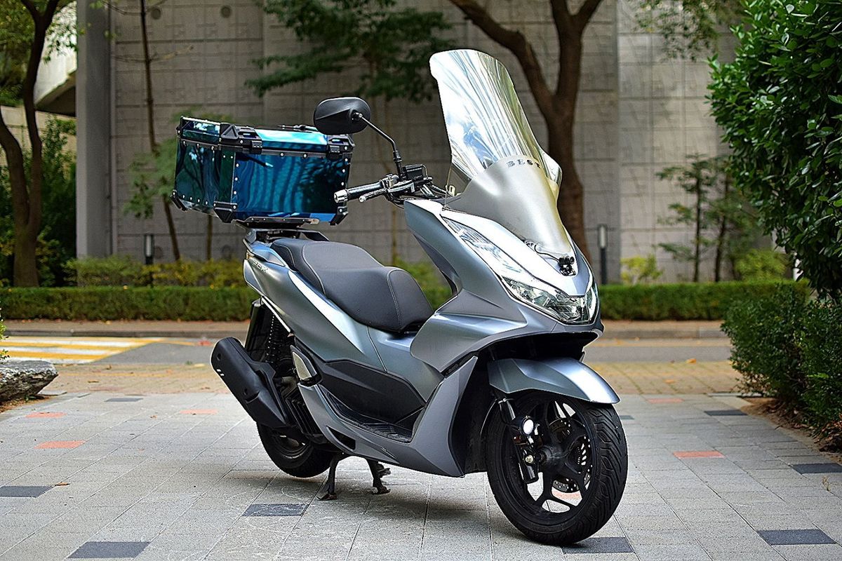 혼다 PCX 125 8