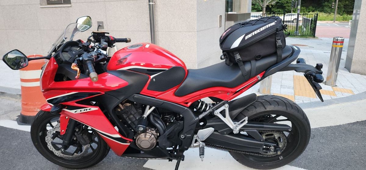 혼다 CBR 650 F main