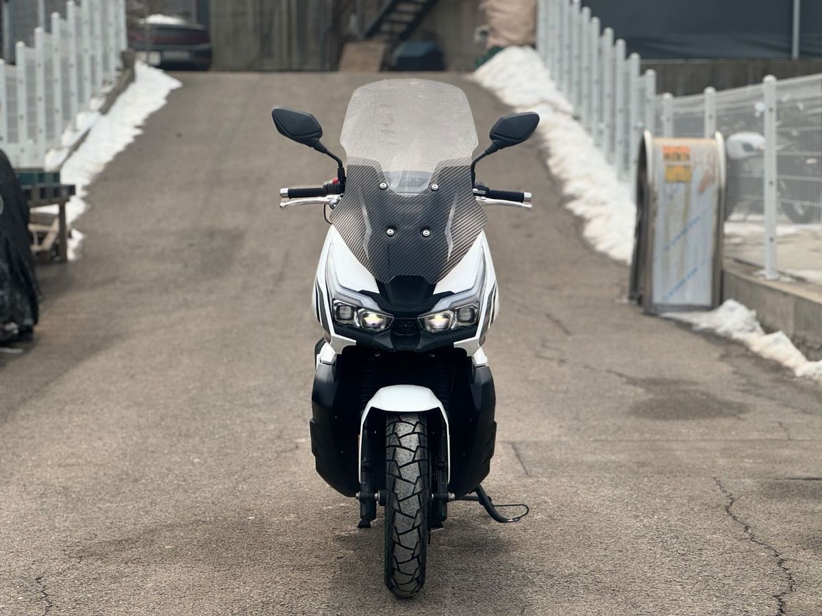  ADV 150 5