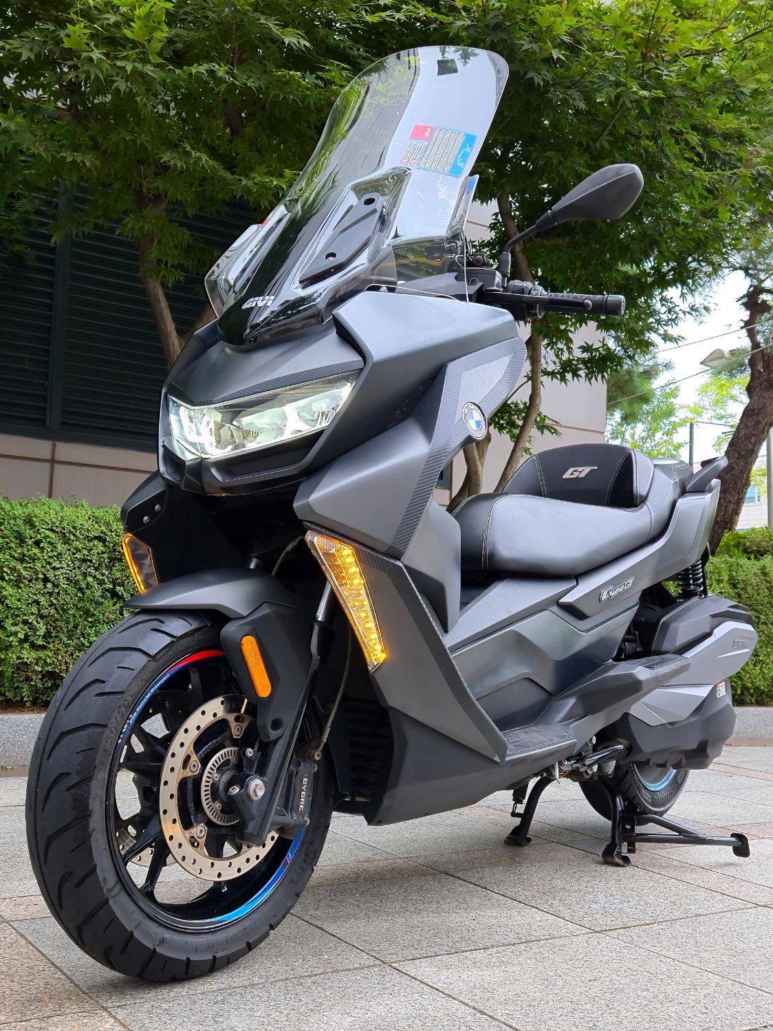 BMW C 400 GT main