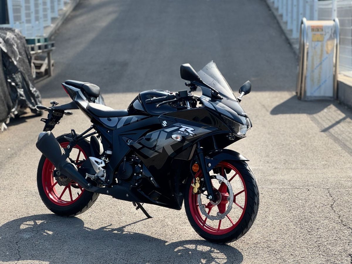 스즈키 GSX R 125 ABS 4