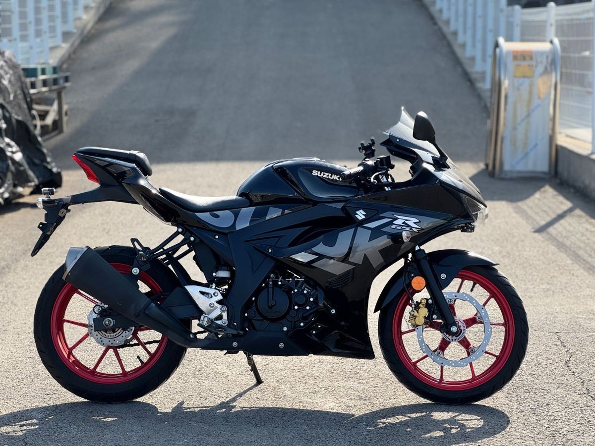 스즈키 GSX R 125 ABS main