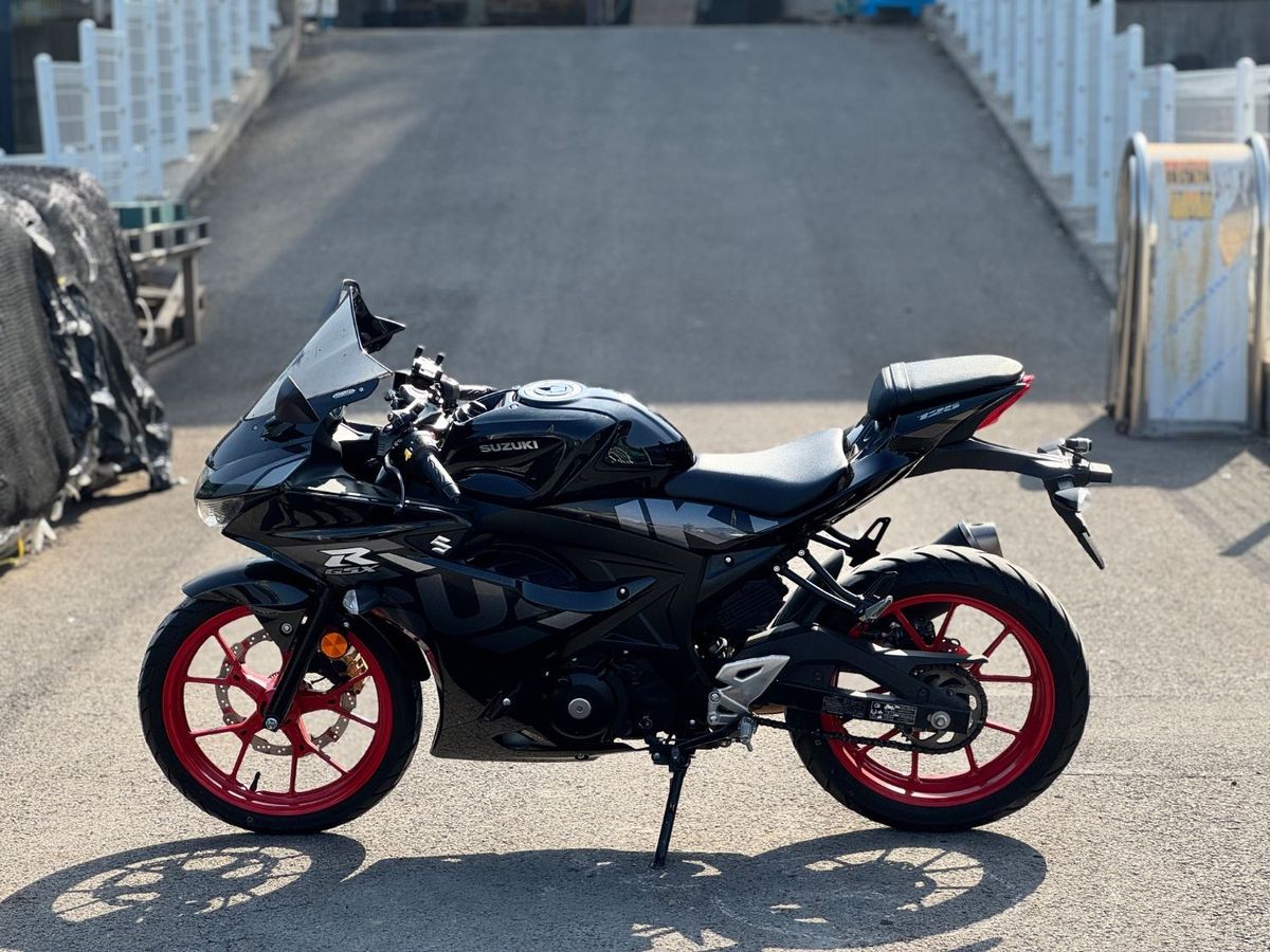 스즈키 GSX R 125 ABS thumb 2