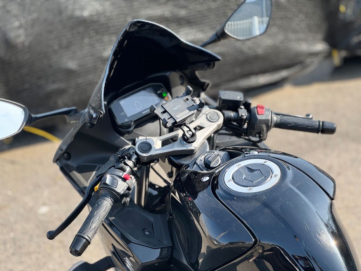 스즈키 GSX R 125 ABS 9