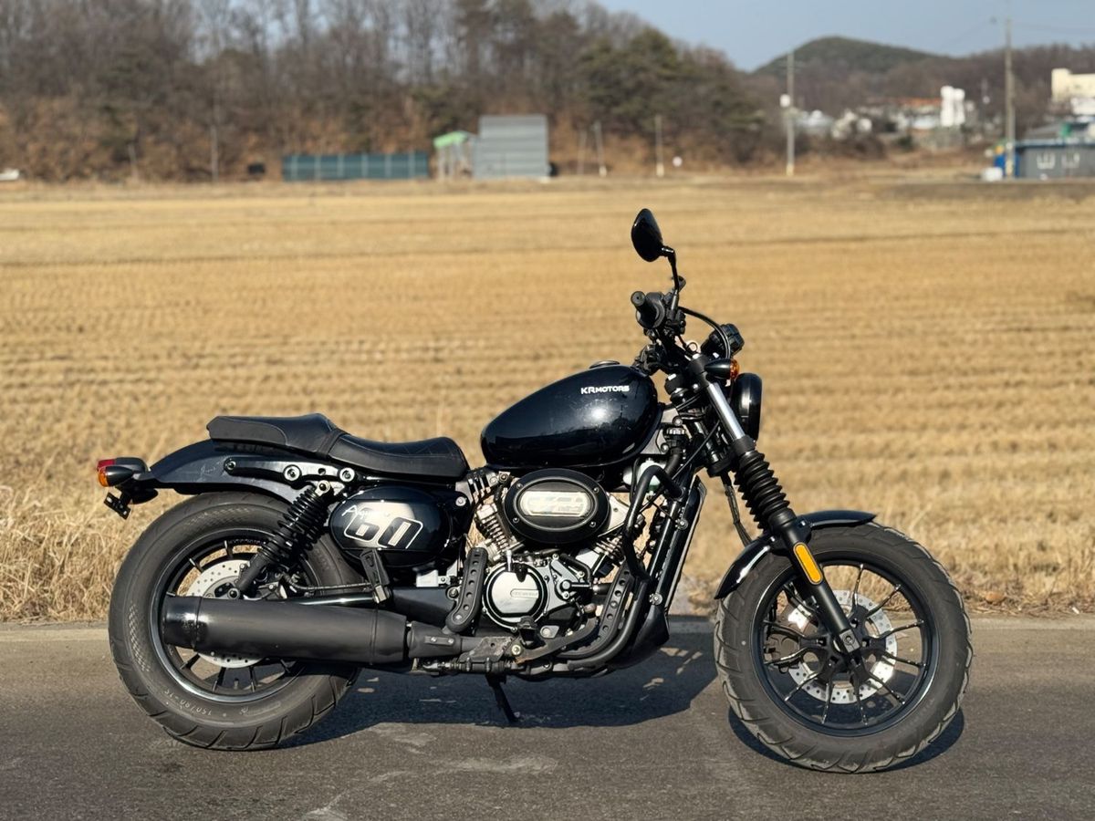 KR모터스 아퀼라 125 main