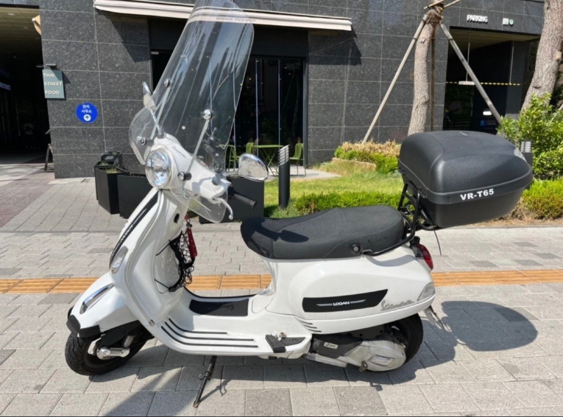 베스파 LX 125 thumb 2