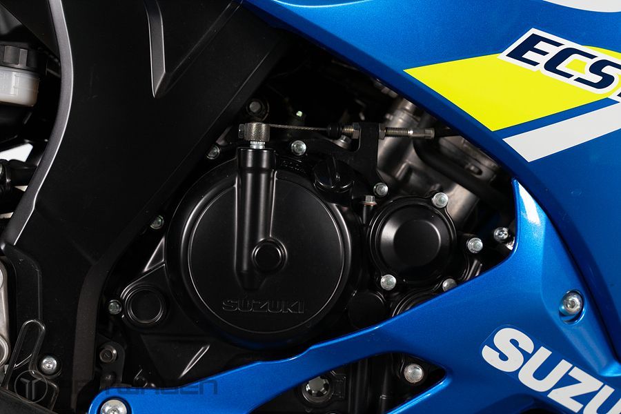 스즈키 GSX R 125 ABS 10