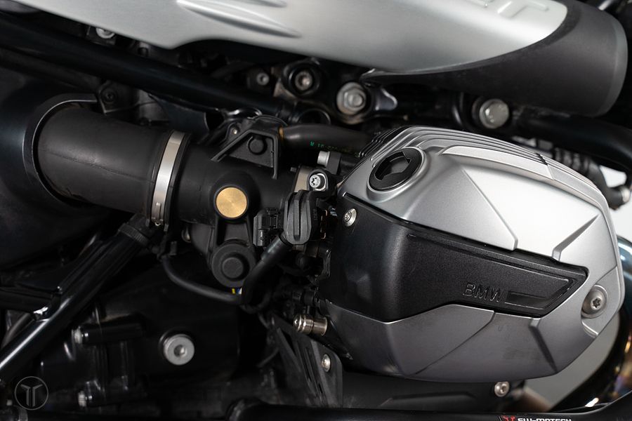 BMW R nine T 스크램블러 10