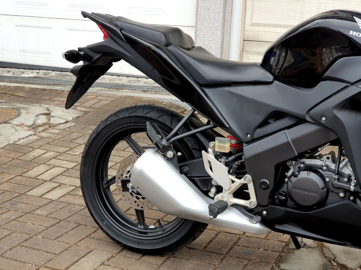 혼다 CBR 125 R 10