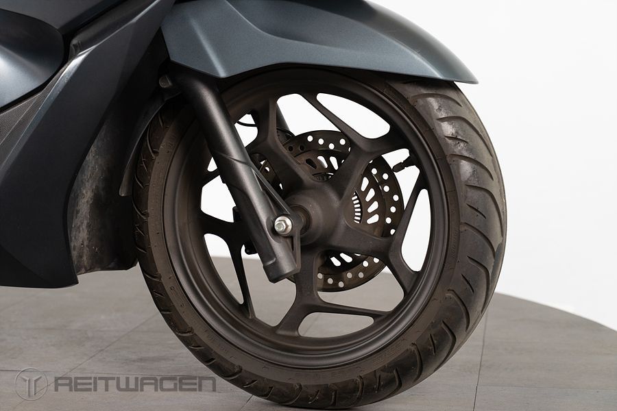혼다 PCX 125 13