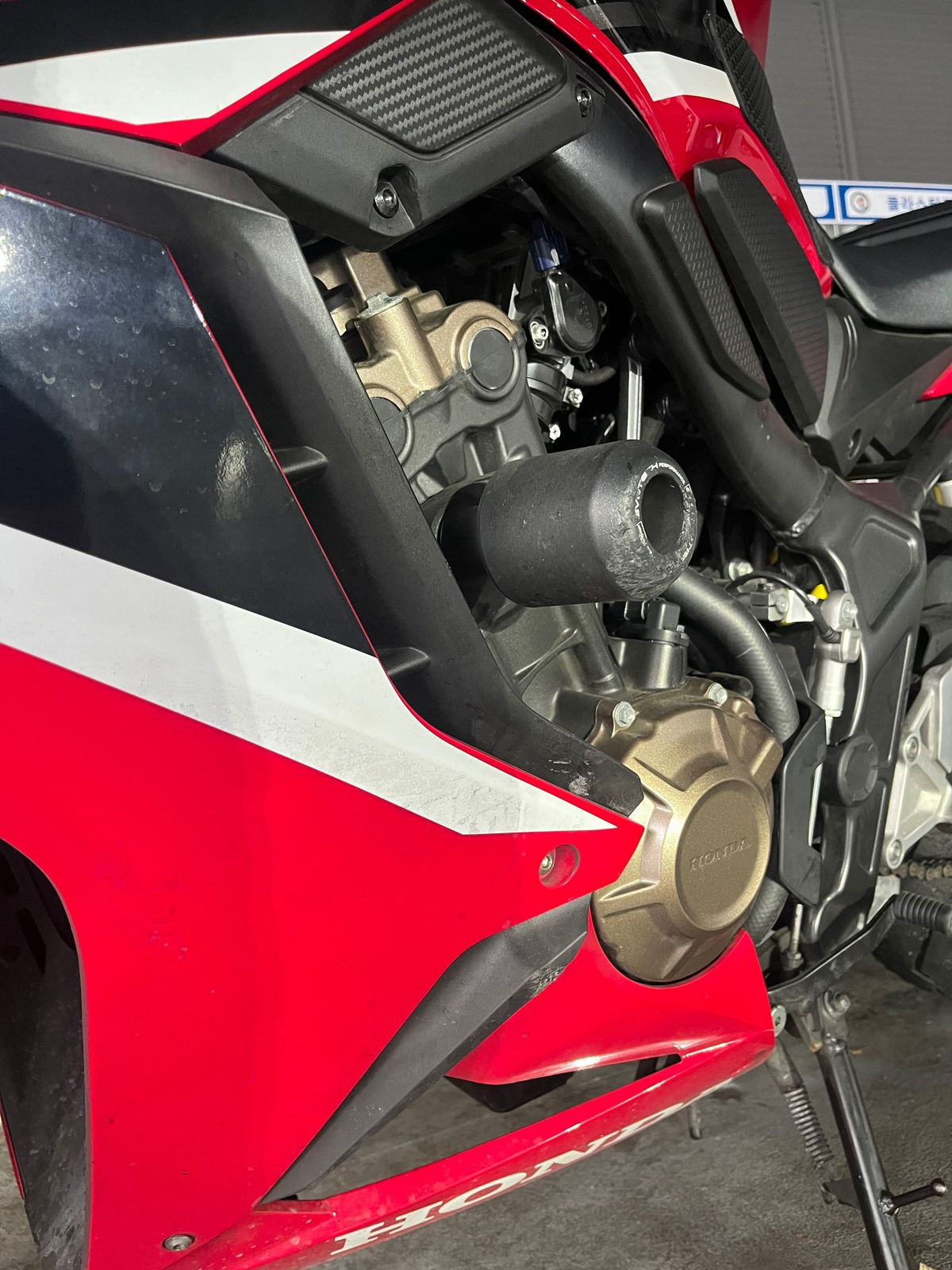 혼다 CBR 650 R MT 7