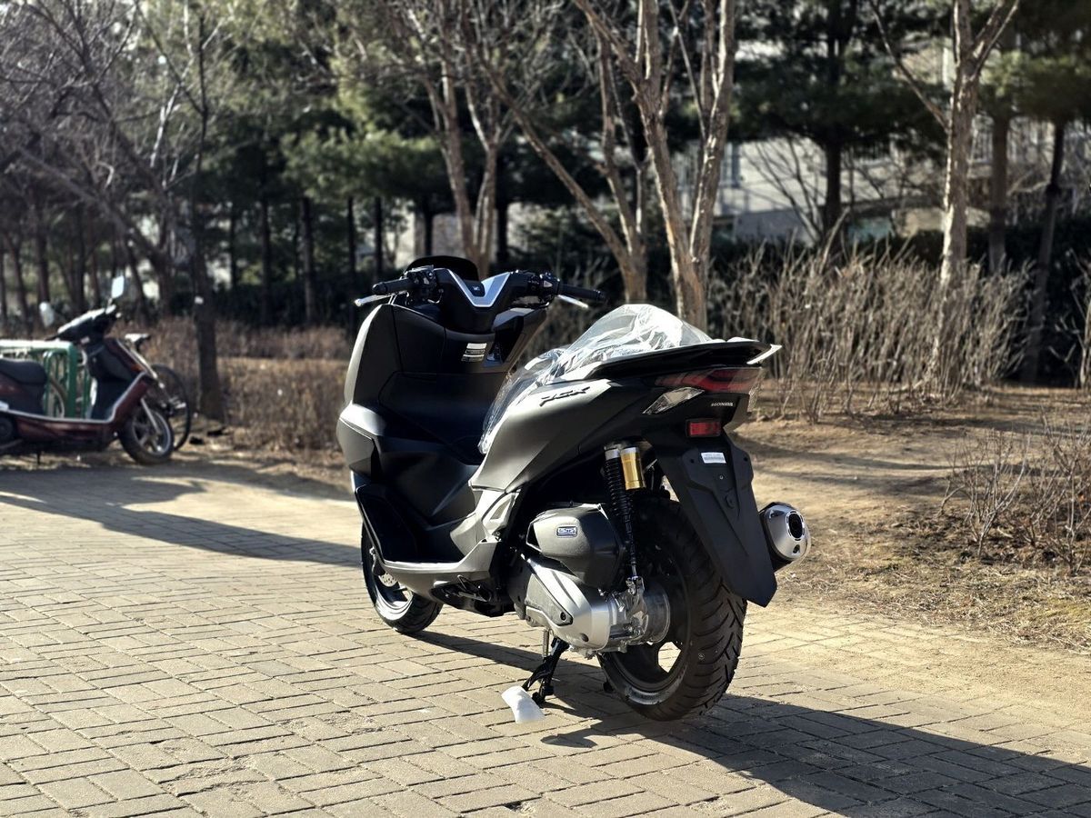 혼다 PCX 125 14