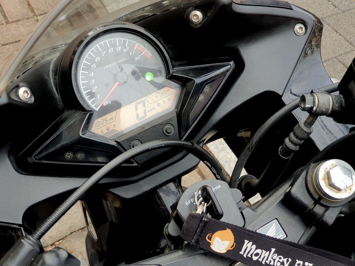 혼다 CBR 125 R 14