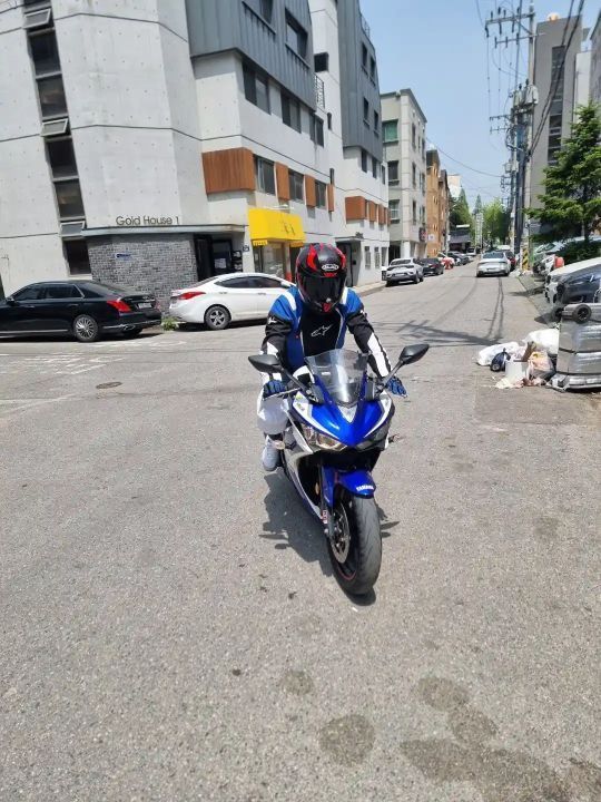 야마하 YZF R3 main