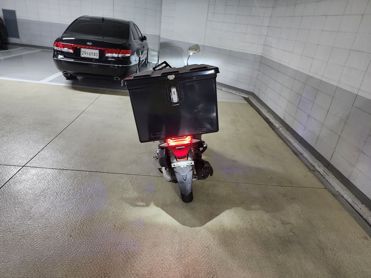 혼다 PCX 125 4