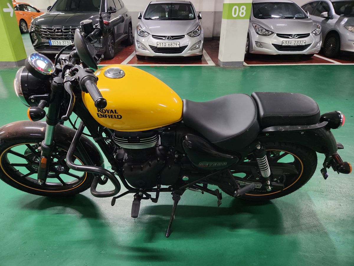 로얄엔필드 메테오 350 main