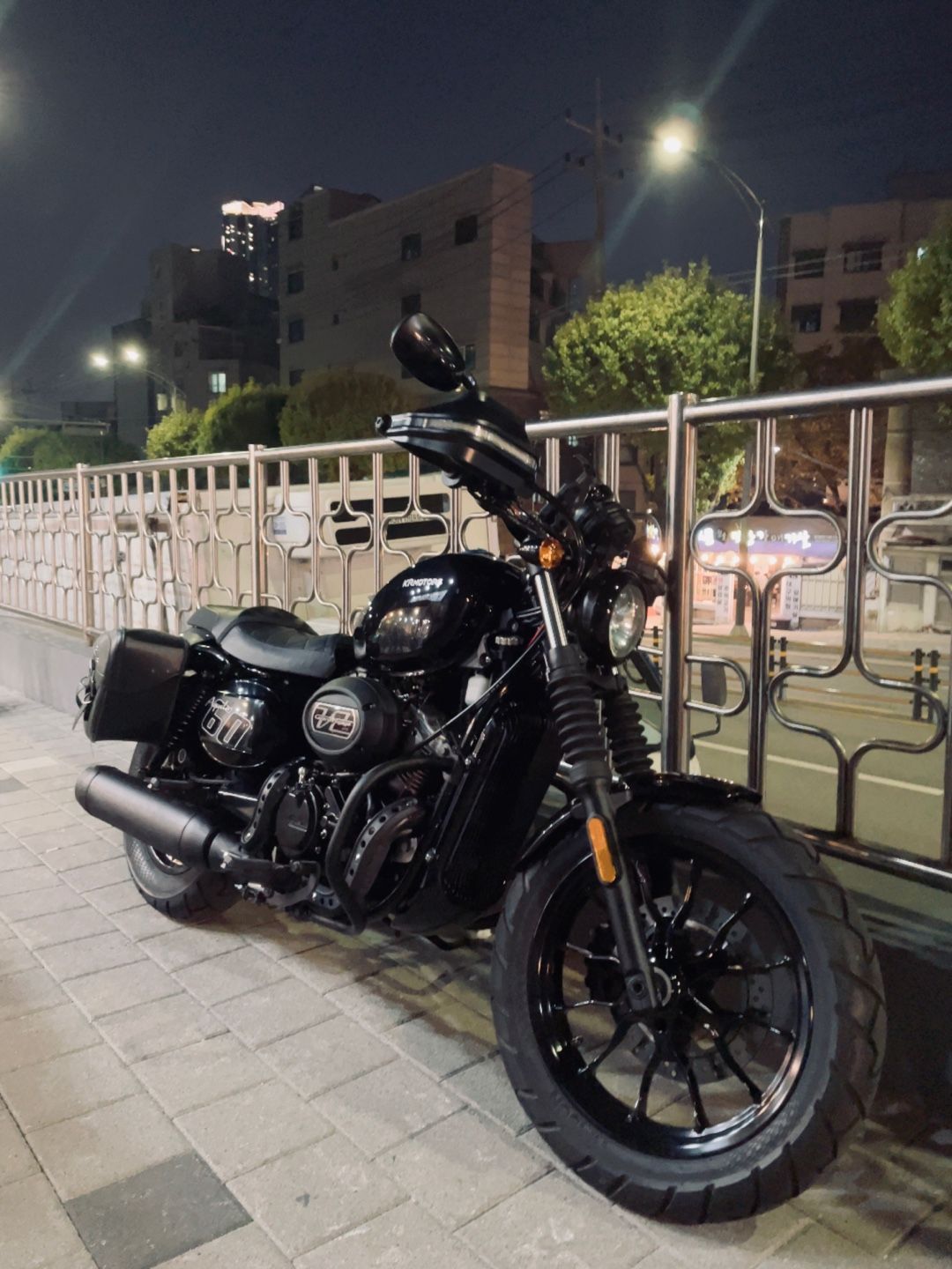 KR모터스 아퀼라 125 main
