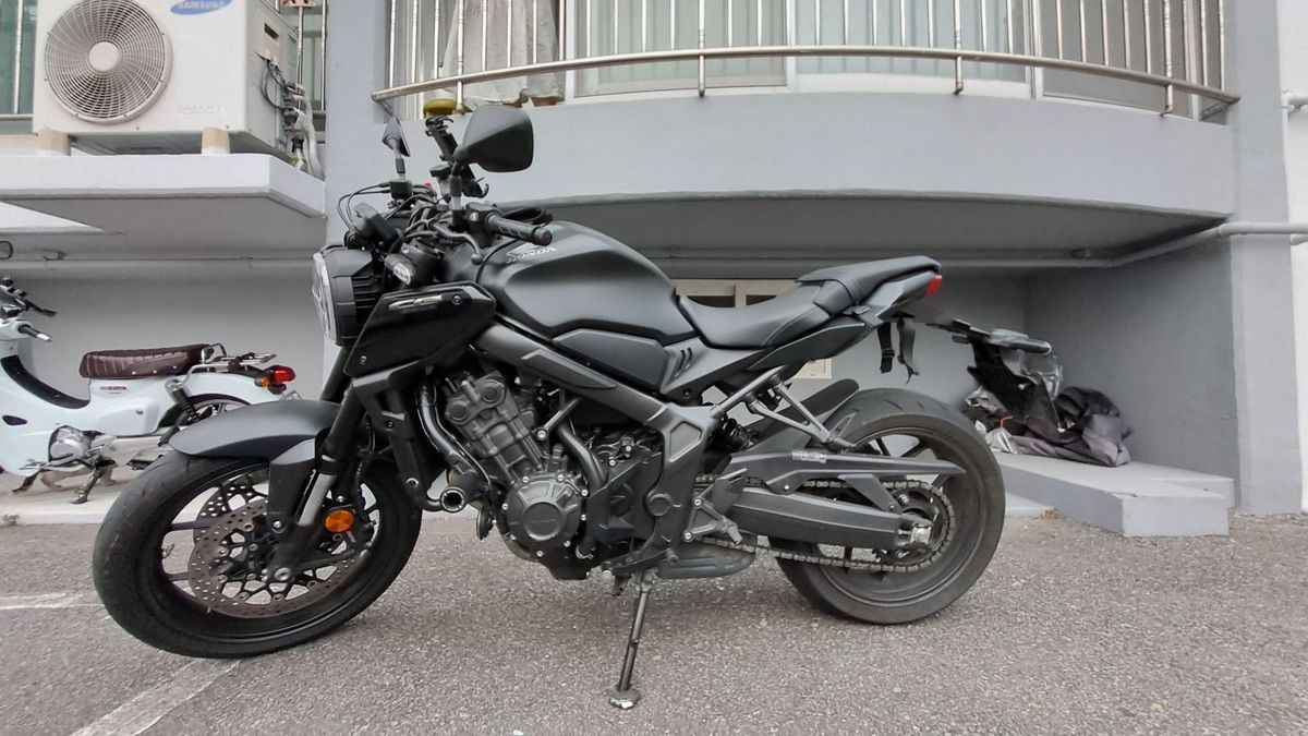 혼다 CB 650 R more