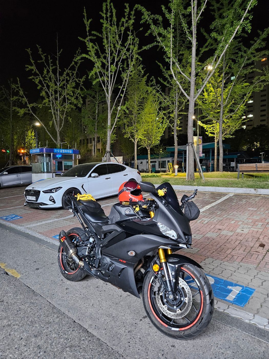 야마하 YZF R3 4