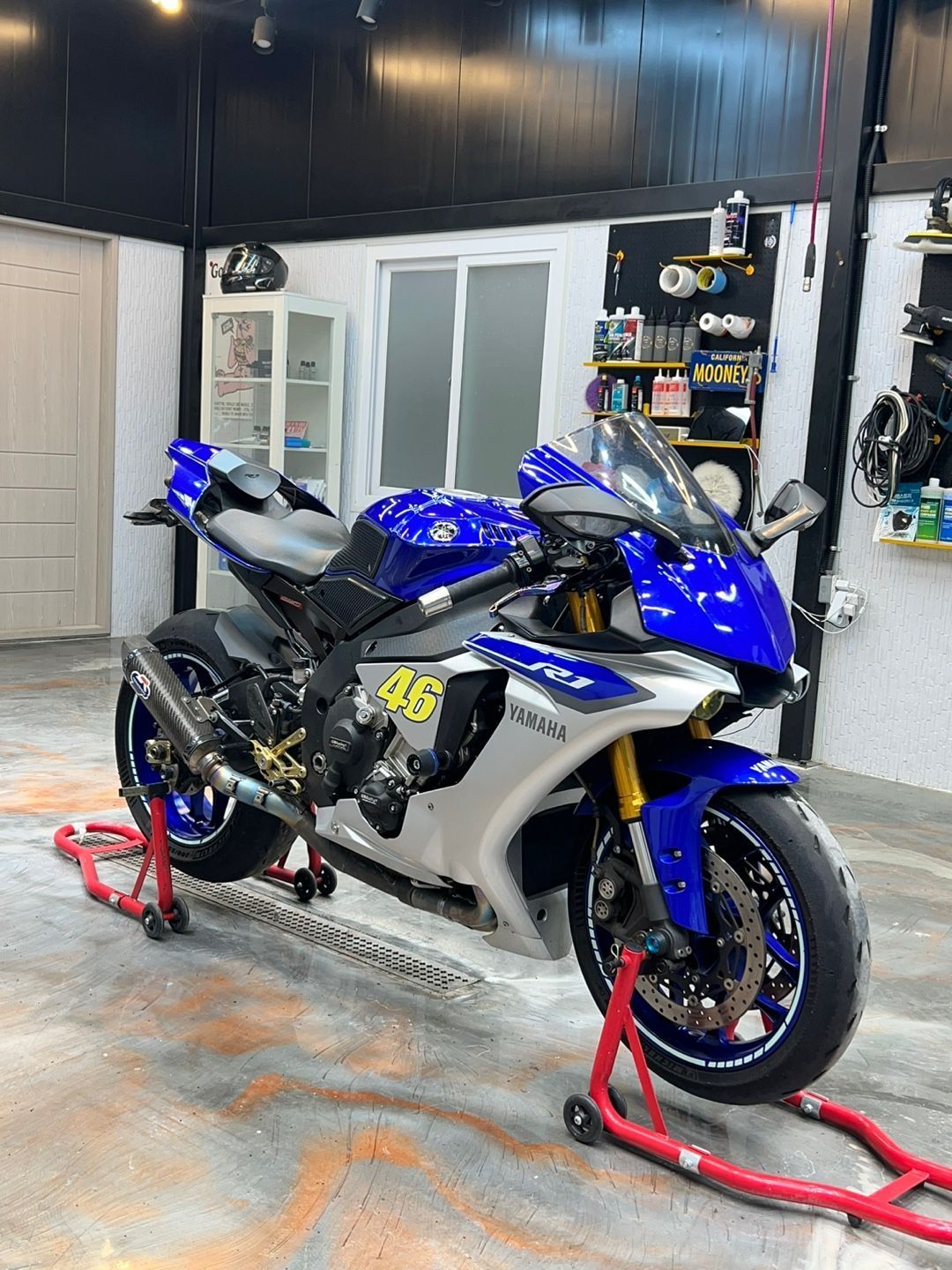 야마하 YZF R1 thumb 2