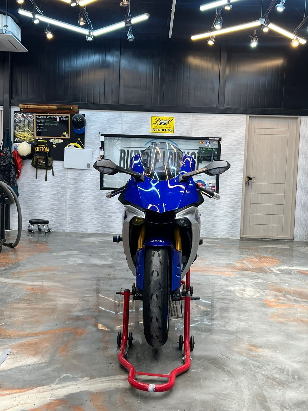 야마하 YZF R1 main
