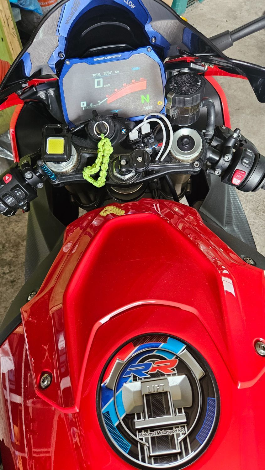 BMW S 1000 RR thumb 2