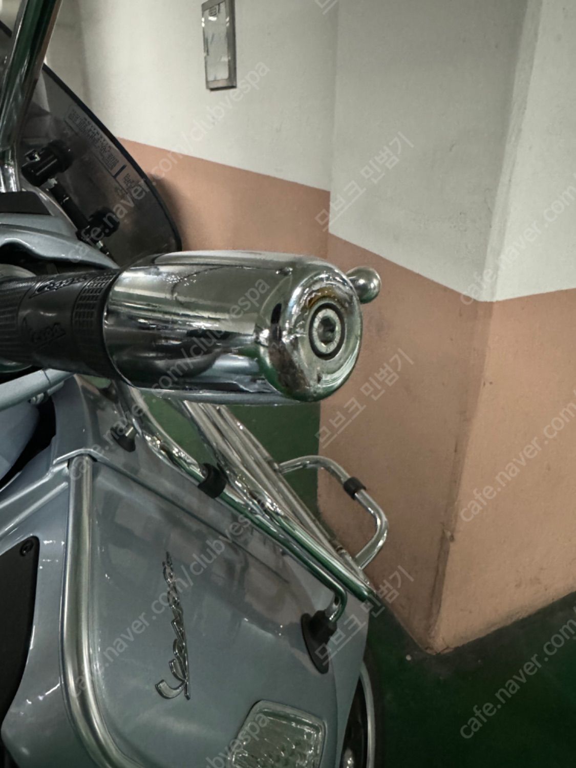 베스파 GTS 125 3V main