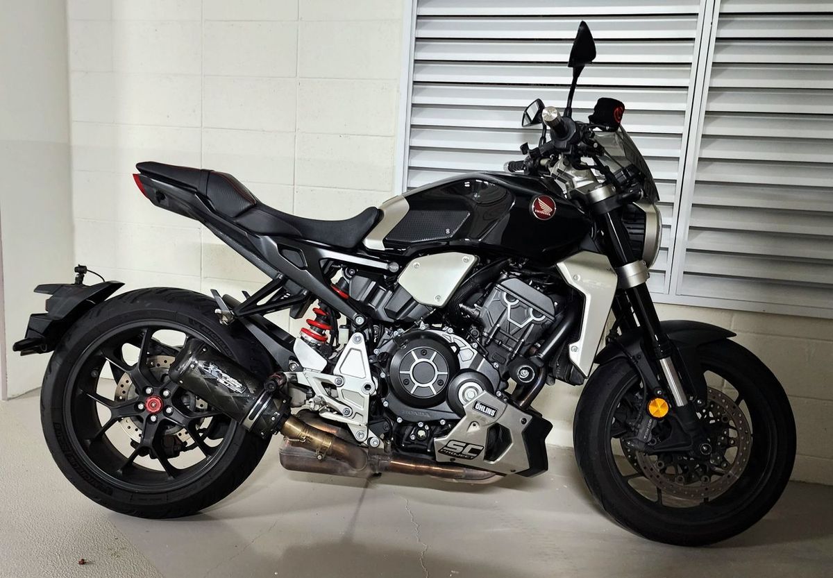 혼다 CB 1000 R main