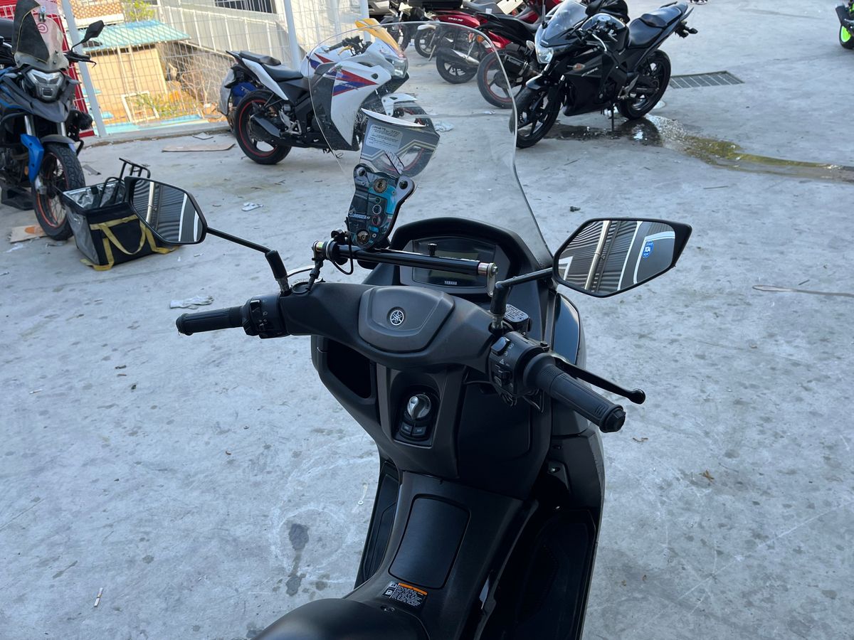 야마하 NMAX 155 6