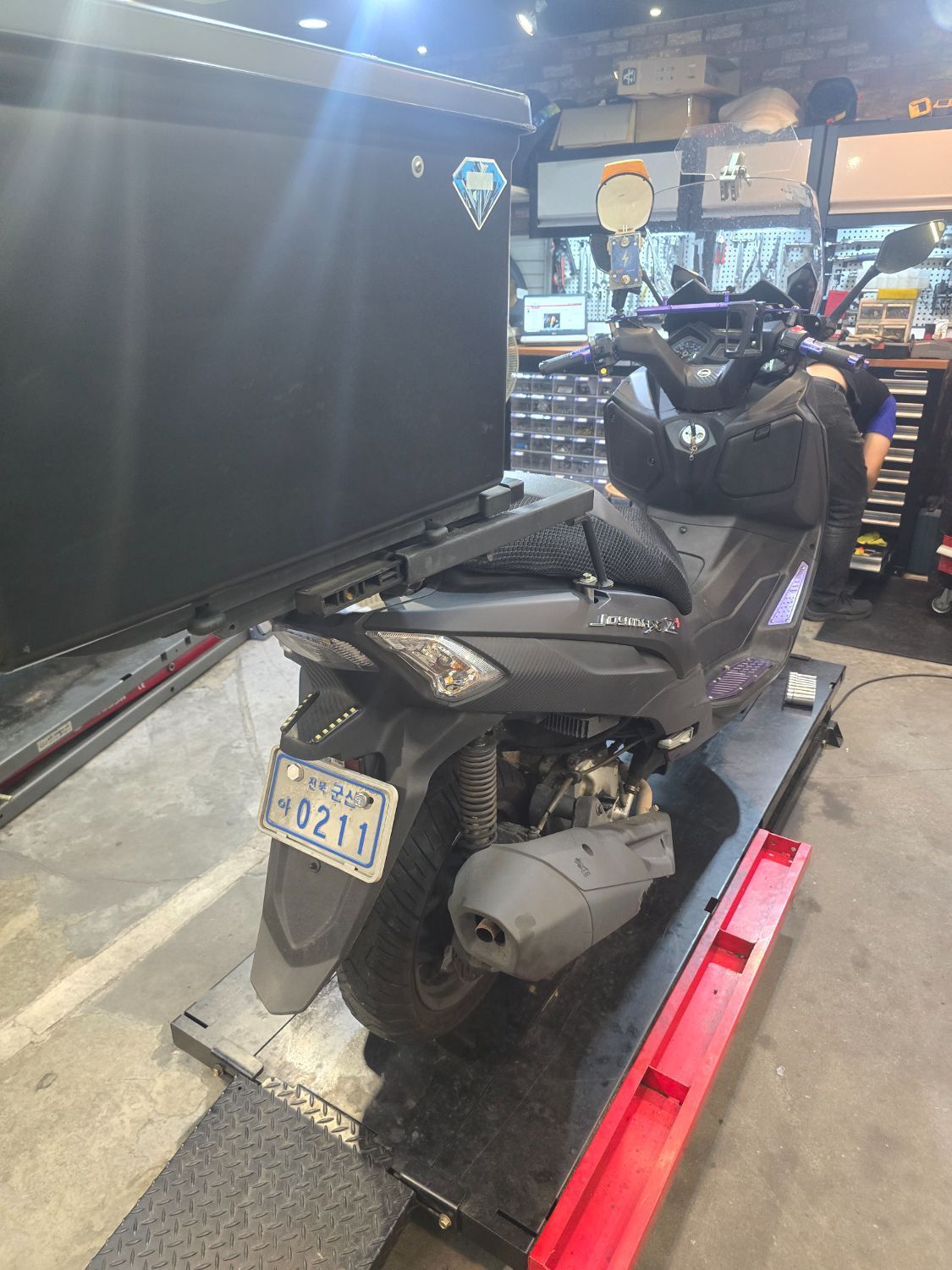 SYM 조이맥스 Z 300 플러스 ABS 5