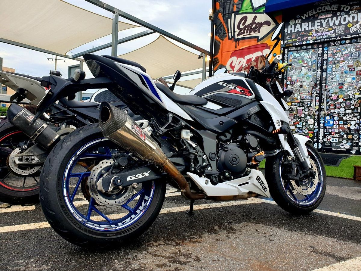 스즈키 GSX S 750 5