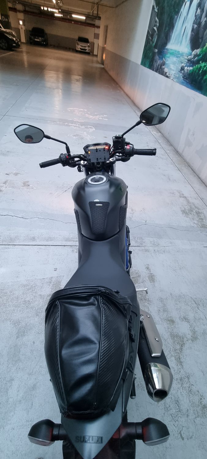 스즈키 SV 650 6