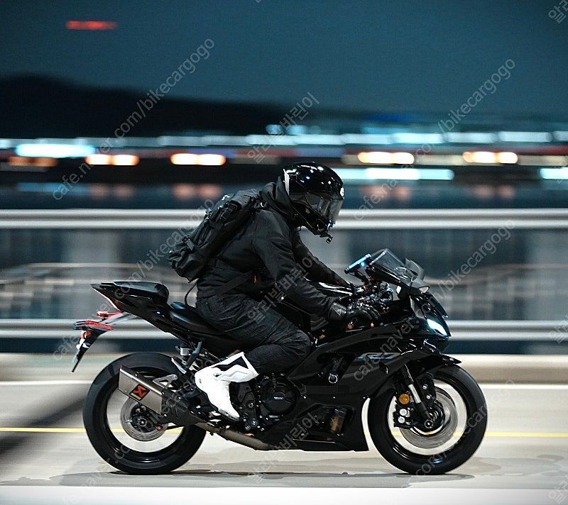 야마하 YZF R7 8