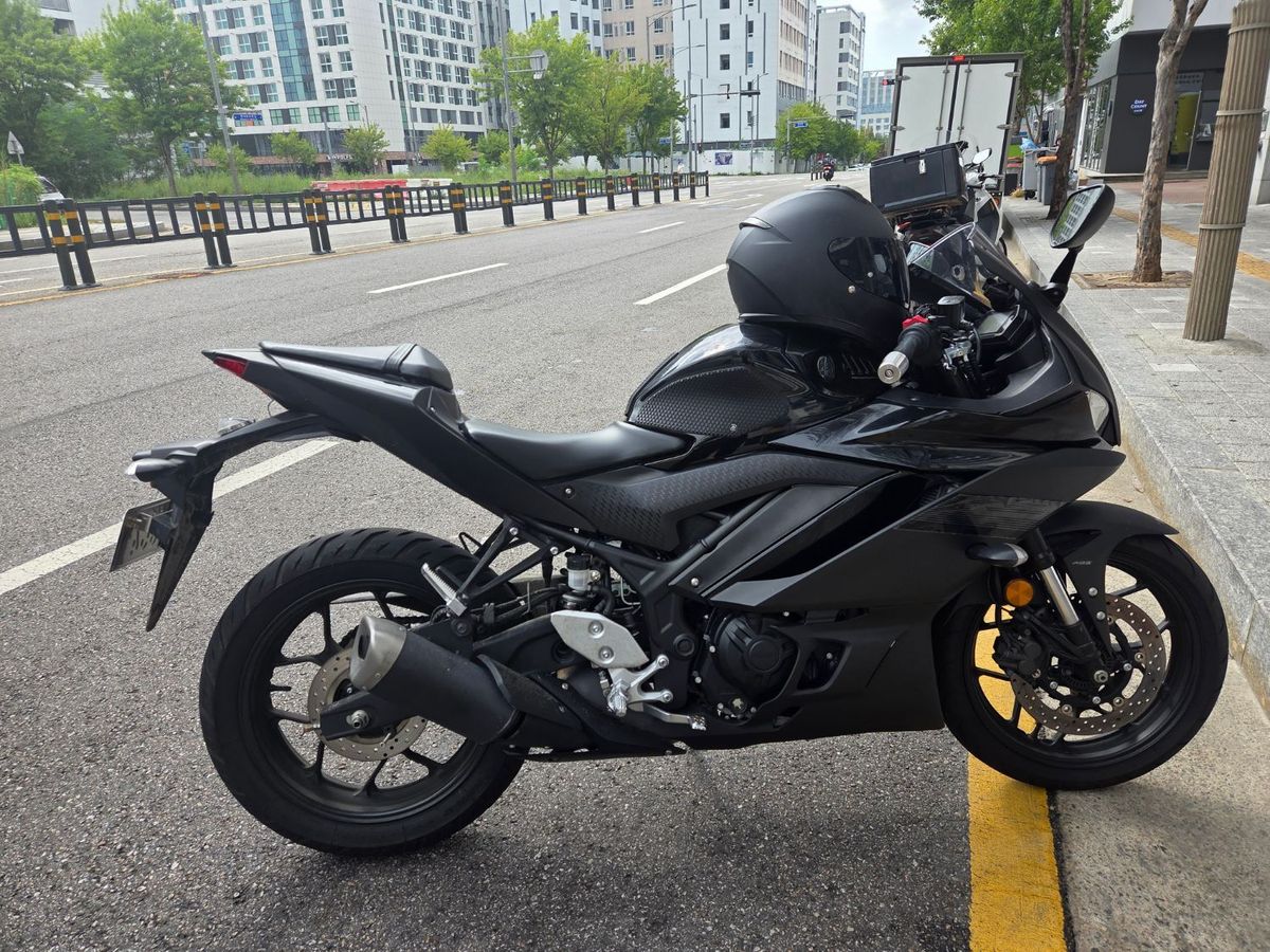 야마하 YZF R3 4