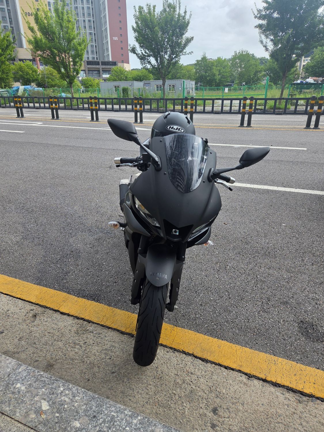야마하 YZF R3 more