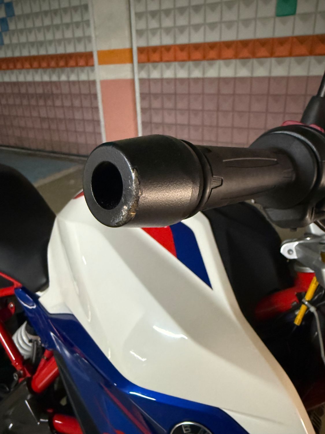 BMW G 310 R thumb 2
